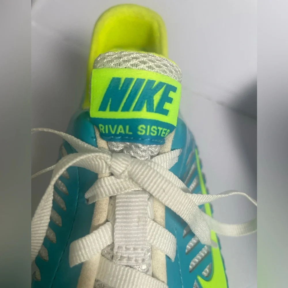 Nike Women's Rival Sister Blue Green Track and Field Running Cleats Shoes Sz 9.5